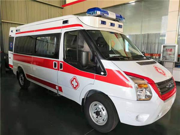 民和福特V362救护车